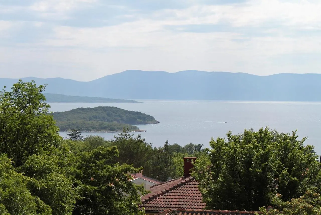 Apartments And Rooms With Parking Space Njivice, Krk - 5398 Croatia