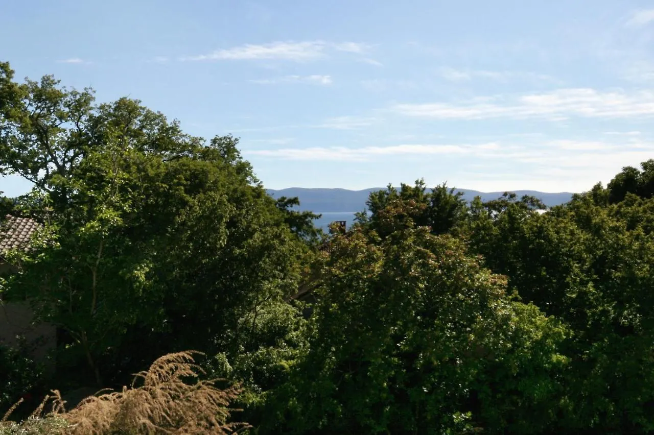 Apartments And Rooms With Parking Space Njivice, Krk - 5398 3*, Njivice Croatia