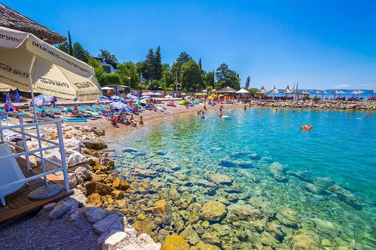 Apartments And Rooms With Parking Space Njivice, Krk - 5398 Guest house Njivice