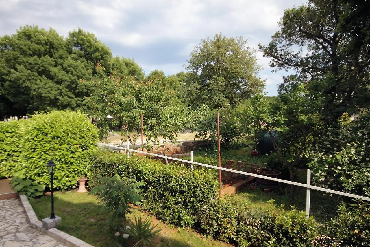 Guest house Apartments And Rooms With Parking Space Njivice, Krk - 5398